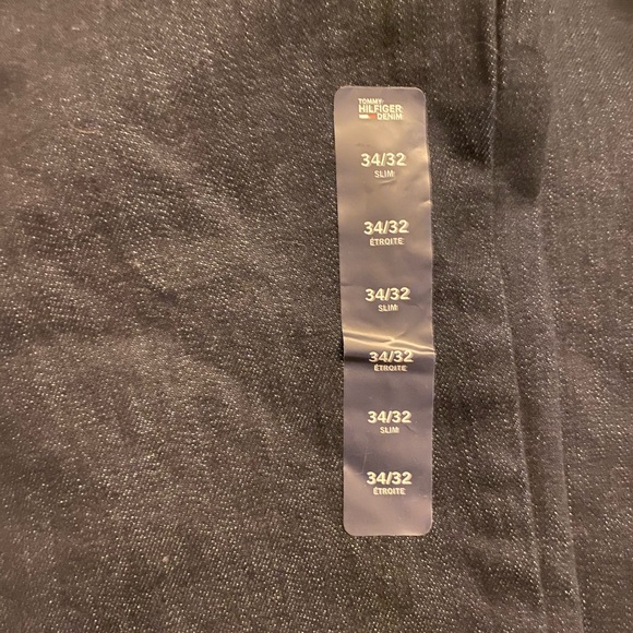 Tommy Hilfiger Jeans - Picture 7 of 7
